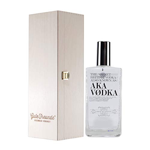 AKA The Secret British Vodka mit Geschenk-HK von AKA The Secret British Wodka