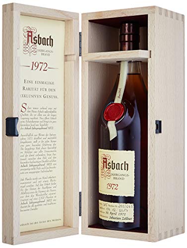 Asbach Jahrgangsbrand 1972 in stilechter Holzkiste (1 x 0.7 l) von Asbach