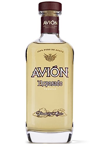 Avión Reposado Tequila / Erstklassige Spirituose aus 100% blauer Agave mit blumigem Geschmack / Feinster Agavenschnaps 6 Monate im Eichenfass gereift / 1 x 0,7 L von Avion