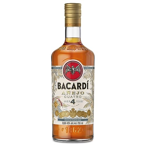 BACARDÍ Añejo 4 Jahre alter Premium Caribbean Rum, 40% Vol., 70 cl/700 ml, im Eichenfass gereifter Karibik-Rum, 4 Jahre unter karibischer Sonne gelagert, ideal als Geschenk von BACARDI