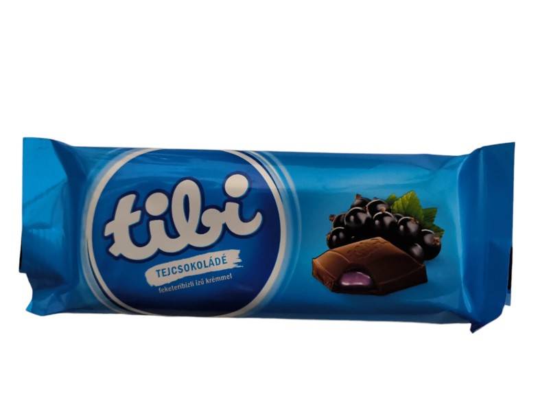 Tibi-Milchschokolade feketeribizli ízű krémmel 90g, gefüllt mit Joh... von Bonbonetti Choco Kft.