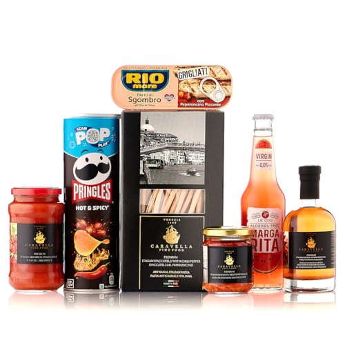 Caravella Fine Food - Italienisches Feinkost Geschenkset „Peperoncino 2“ - Alkoholfrei - Auswahl an handwerklich hergestellter Pasta, Chili-Olivenöl, Saucen, Makrele, Margarita-Cocktail und Snacks von CARAVELLA FINE FOOD