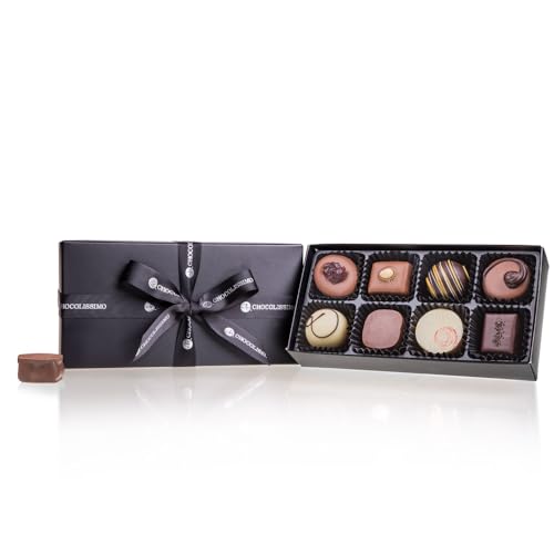 CHOCOLISSIMO - Schokolade Geschenk - Kleines Pralinen Geschenk - 8 edle Pralinen in schwarzer Schachtel - mit Alkohol - Geschenkidee Geburtstag, Jahrestag, Valentinstag für Frauen, Männer, Papa, Mama von CHOCOLISSIMO