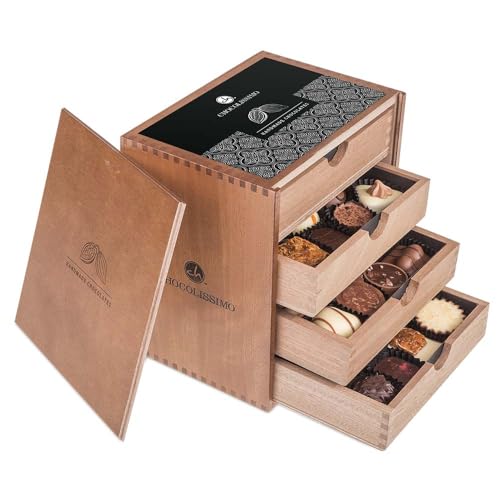 ChocoMassimo - Black - Pralinen - 40 handgemachte Pralinen im Holzkästchen - Geschenkidee - Geburtstagsgeschenk - Weihnachten - Muttertag - Vatertag - Schokolade von CHOCOLISSIMO