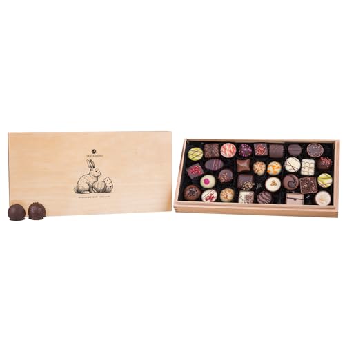 CHOCOLISSIMO Ostergeschenk – 30 edle, handgefertigte Pralinen in stilvoller Holzbox – Luxuriöse Pralinenmischung für Genießer, Geschenkidee für Frauen, Männer, Mama, Papa, Premium Osterschokolade von CHOCOLISSIMO