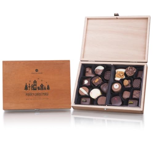 Merry Classic - Pralinen ohne Alkohol - 20 handgemachte Pralinen im Holzkästchen | Weihnachten | Schokolade | Geschenk | Mann | Frau | Junge | Mädchen | Weihnachtsschokolade | Süßigkeit von CHOCOLISSIMO