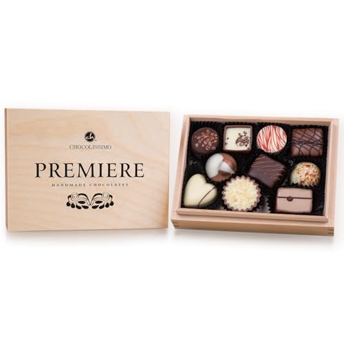 CHOCOLISSIMO Schokolade Geschenk - Pralinen Geschenk - 10 handgefertigte Pralinen in edler Holzbox - Geschenkidee Frauen, Männer, Papa, Mama, Geburtstag, Hochzeit, Jahrestag - Premiere Mini von CHOCOLISSIMO