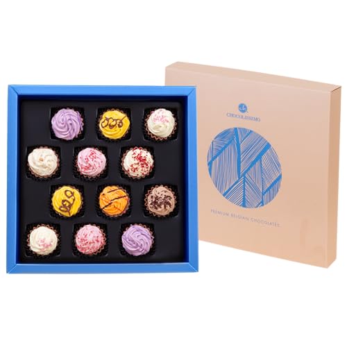 CHOCOLISSIMO - Schokolade Geschenk - 12 handgemachte Cupcake Luxus Pralinen in edler Verpackung, Sonderedition Süßes aus der Confiserie - zu Weihnachten, Valentinstag, für Frau, Mann - Square Maxi von CHOCOLISSIMO