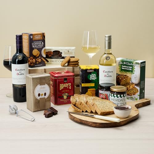 Family Luxury Treats Hamper von Carrolls Irish Gifts