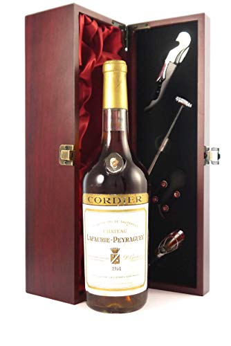 Chateau Lafaurie Peyraguey 1961 1er Cru Classé Sauternes in einer mit Seide ausgestatetten Geschenkbox, da zu 4 Weinaccessoires, 1 x 750ml von Chateau Lafaurie Peyraguey