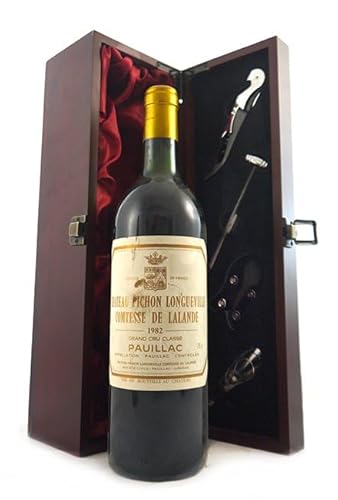 Chateau Pichon Longueville, Lalande 1982 2eme Grand Cru Classe Pauillac (Red wine) Top Shoulder in einer mit Seide ausgestatetten Geschenkbox, da zu 4 Weinaccessoires, 1 x 750ml von Chateau Pichon Longueville,