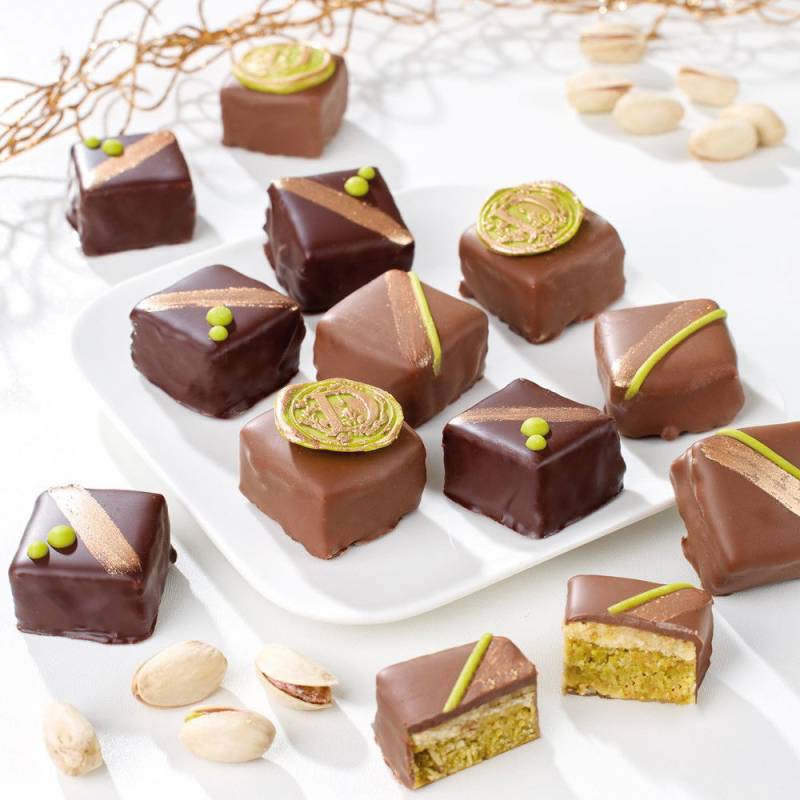 Dub-Petit Fours von Confiserie Rabbel