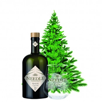 Needle Winter-Geschenkverpackung (0,5 Ltr. + 1 Glas) von Feinkost-aus-Ungarn.de | MACK