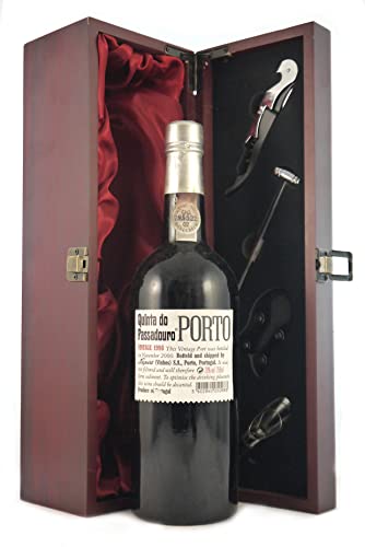 Quinta do Passadouro Vintage Port 1998 in einer mit Seide ausgestatetten Geschenkbox, da zu 4 Weinaccessoires, 1 x 750ml von Generic