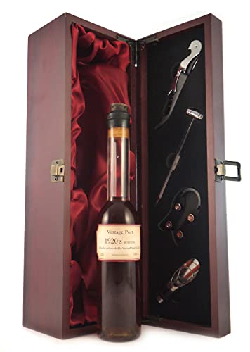 Vintage Port 1920's bottling (Decanted Selection) 20cls in einer mit Seide ausgestatetten Geschenkbox, da zu 4 Weinaccessoires, 1 x 200ml von Generic