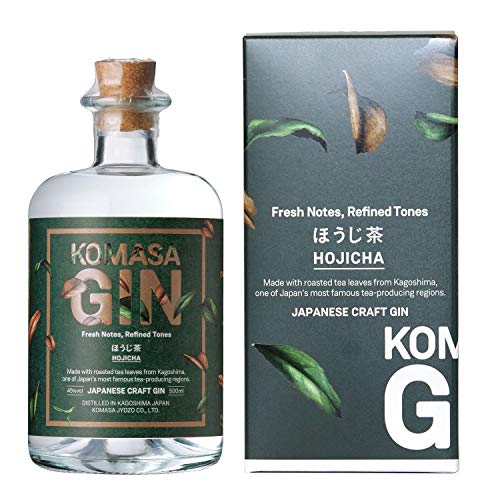 Komasa Gin, Hojicha Gin, japanischer Gin mit geröstetem Grüntee aus Kagoshima, Wacholderbeere und japanische Zypresse als weitere Botanicals alc. 45% vol., 500ml von 小正醸造