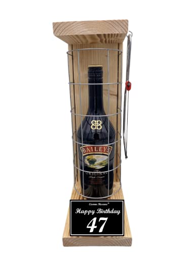 Eiserne Reserve Geschenk Baileys Geschenkset 47 Geburtstag Gitterkäfig incl. Notsäge Text s/w 47 Happy Birthday Likör (1 x 0.7 l) von Genial-Anders