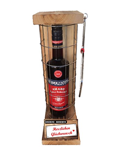 Ramazzotti Geschenk Geburtstag Geschenke - Ramazzotti Eiserne Reserve Gitter incl. Säge Kräuterlikör (1 x 0.70 l) Text rot: Herzlichen Glückwunsch von Genial-Anders