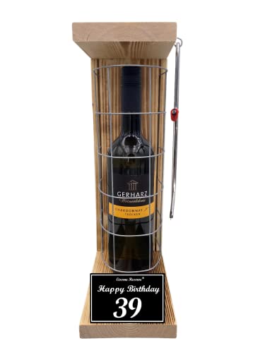 Eiserne Reserve Geschenk Weißwein Weinliebhaber Wein Geschenkset 39 Geburtstag - Gitterkäfig incl. Notsäge Text s/w 39 Happy Birthday Wein (1 x 0.75 l) von Genial-Anders