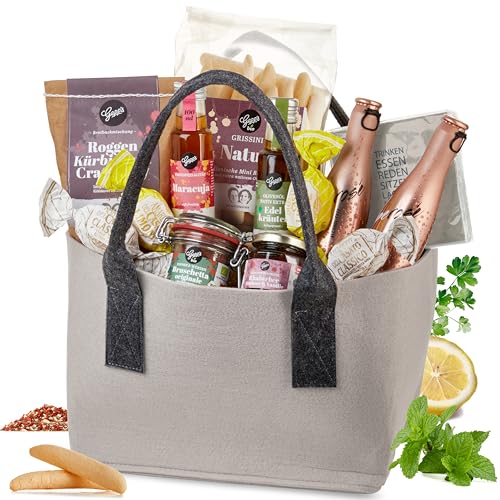 Gepp’s Feinkost Geschenkset „Filztasche Picknick“ I Geschenkkorb mit Brotbackmischung, Bruschetta, Amaretti & weiteren Delikatessen I Perfekt zum Picknicken I Mit Filztasche in grau von Gepp's