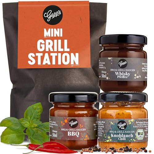 Gepp’s Feinkost Wundertüte Mini Grillstation I Grill-Geschenke für Männer mit BBQ Grillsauce, Whsikey Pfeffer Sauce & Knoblauch Chili Sauce I Grillgewürze Geschenkset mit Anhänger von Gepp's