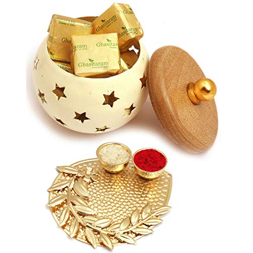 Ghasitaram Gifts Diwali Gifts - White Wooden Chocolates Jar with Pooja Thali von Ghasitaram Gifts