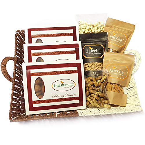 Ghasitaram Gifts Lohri Gifts Big Lohri Basket von Ghasitaram Gifts