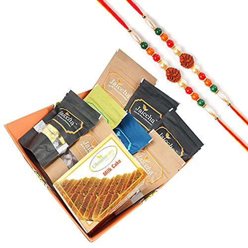 Ghasitaram Gifts Rakhi Gifts for Brothers Big basket of best 9 Almonds,Raisins,Banarsi Paan,Mewa Bites,Crunchy Cashews,Chocolate Almonds,Butter Chakli, Mango Bites and Milk Cake With 2 Rudraksh rakhis von Ghasitaram Gifts