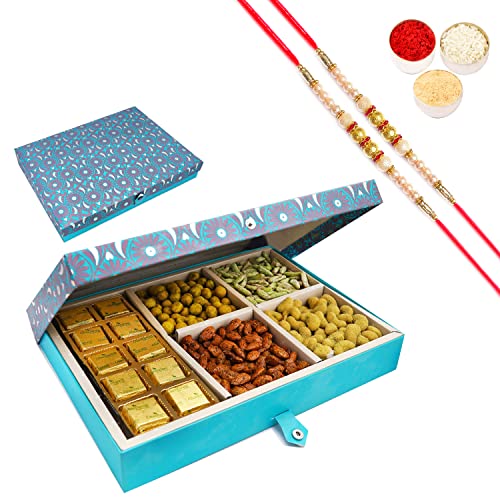 Ghasitaram Gifts Rakhi Gifts for Brothers Dryfruit - Blue 6 Part of MEWA Bites 10 pcs, Crunchy Cashews, Crunchy Peanuts, Peri Peri Almonds, Paan Raisins with 2 Pearl Rakhis von Ghasitaram Gifts