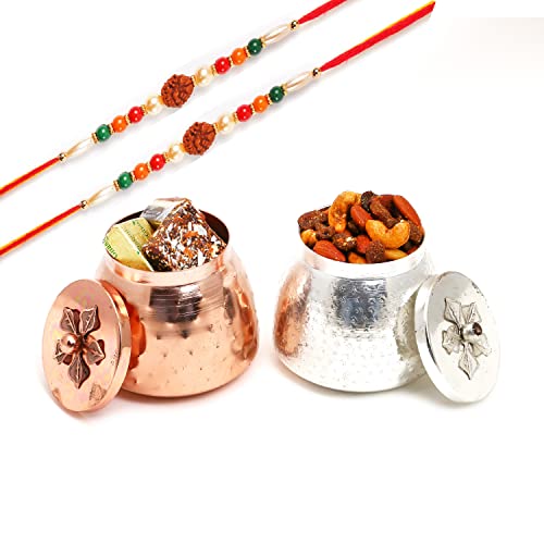 Ghasitaram Gifts Rakhi Gifts for Brothers Metal Barni of Assorted Bites and Mix Dryfruits with Rudraksh Rakhi von Ghasitaram Gifts