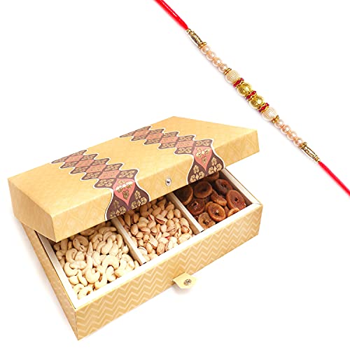 Ghasitaram Gifts Rakhi Gifts for Brothers Rakhi Dryfruits Gold 6 Part Print Dryfruit Box 1500 GMS with Pearl Rakhi von Ghasitaram Gifts