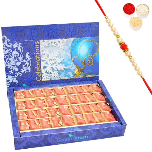 Ghasitaram Gifts Rakhi Gifts for Brothers Rakhi Sweets - Mawa Coconut Barfi 800 GMS with Beads Rakhi von Ghasitaram Gifts