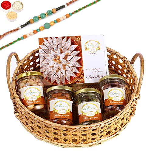 Ghasitaram Gifts Rakhi Gifts for Brothers Wooden Cane Round Basket of 4 Assorted Nuts and Kaju Katlis. with 2 Green Beads Rakhis von Ghasitaram Gifts