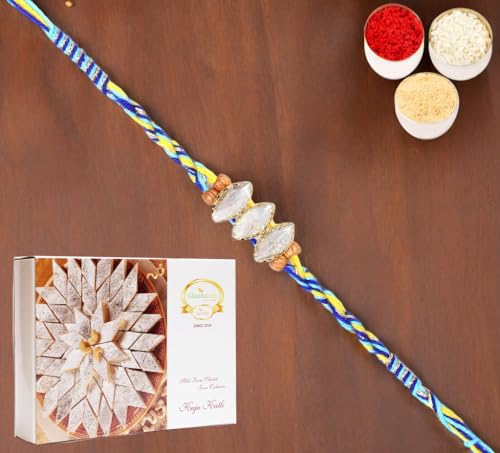 Ghasitaram Gifts Rakhi for Brother Rakhis Online - 6400 Fancy Thread Rakhi with 200 gms of Kaju katli von Ghasitaram Gifts