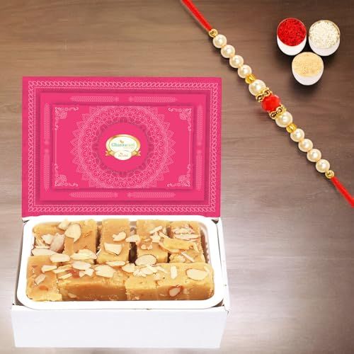 Ghasitaram Gifts Rakhis For Brother Rakhi Sweets - Soft Mysore pak (200 gms) with Beads Rakhi von Ghasitaram Gifts