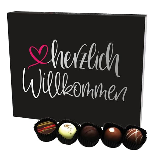 Hallingers Herzlich Willkommen XL - Manufaktur Pralinen Geschenk handmade ohne Alkohol aus Edelkakao Schokolade (Box) - Adventskalender Neuheiten & Adventskalender befüllen | Geburtstag Glückwunsch Da von Hallingers Genuss Manufaktur