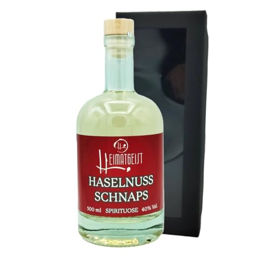 Nussiger Haselnuss Schnaps aus dem Schwarzwald, traditionell hergestellt.500 ml 40% vol. von Heimatgeist