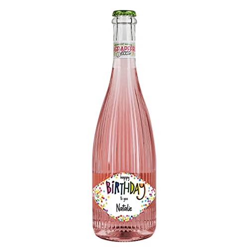 Herz & Heim® Feinkost Käfer Fruchtsecco 0.75l in 2 Geschmacksrichtungen, Happy Birthday- mit Wunschname Grapefruit von Herz & Heim