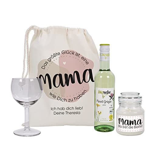 Herz & Heim® Geschenkset -Das größte Glück ist eine Mama wie Dich zu haben- mit 0.25l Biorebe Wein, Glas, Duftkerze und Geschenksack Pinot Grigio von Herz & Heim