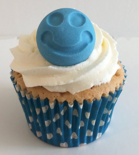 6 Handgemachte Kuchendekorationen aus Zucker: Blau Smiley Gesichter / 6 Blue Sugar Smiley Faces von Holly Cupcakes