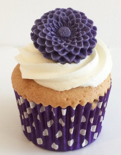 6 Handgemachte Kuchendekorationen aus Zucker: Lila Blumen / 6 Purple Sugar Flowers von Holly Cupcakes