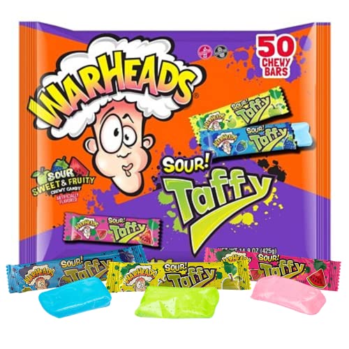 Warheads Sour Taffy, einzeln verpackte Kaubonbons, Wassermelone, blaue Himbeere und grüne Apfelfruchtaromen, Halloween 2022 Trick or Treat Süßigkeiten, 50 Beutel, 422 ml, 1,0 Stück von Imaginings 3