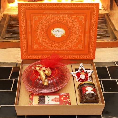 Ghasitaram Gifts Jaiccha Christmas Gifts Orange Hamper box with Plum Cake von Jaiccha