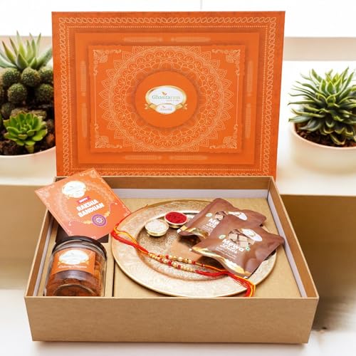 Ghasitaram Gifts Jaiccha Rakhi Gifts for Brothers Orange Hamper Box with Gold Pooja Thali, 2 rakhis, Card, Mewa Bites Pouches and Mixed Dryfruit Jar von Jaiccha