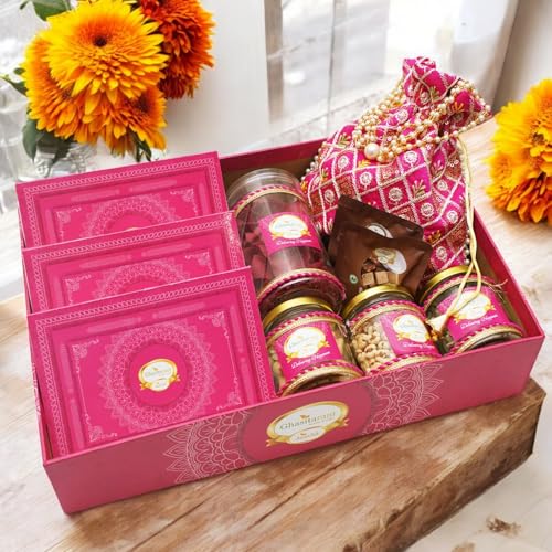 Ghasitaram Gifts JaicchaLohri sweets Gachak hampers Lohri Pink Hamper Tray of 12 goodies von Jaiccha