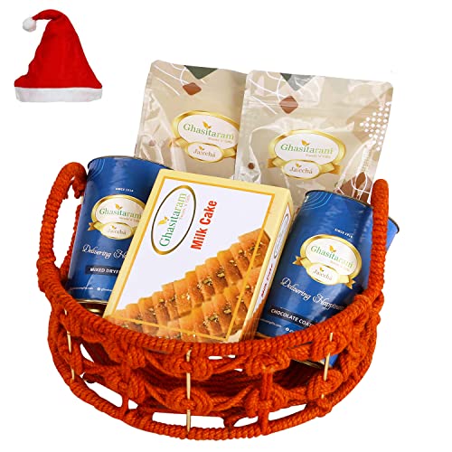 Jaiccha Ghasitaram Christmas Gifts Orange Jute Basket of assortments with Milk Cake von Jaiccha