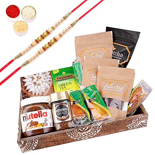 Jaiccha Ghasitaram Rakhi Gifts for Brothers Wooden Tray Hamper with Kaju Katli with 2 Pearl Rakhis von Jaiccha