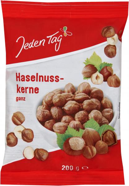 Jeden Tag Haselnusskerne ganz von Jeden Tag