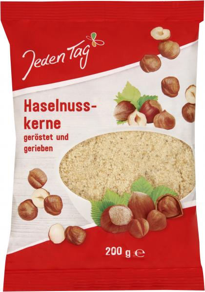 Jeden Tag Haselnusskerne gerieben von Jeden Tag