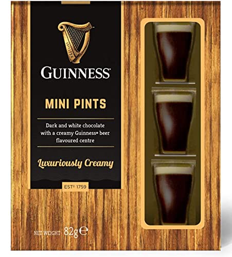 82 g Luxus-Edition Guinness Mini Pints Schokolade - verpackt in einer weihnachtlichen festlichen Geschenktüte für Männer und Frauen von KashWorth